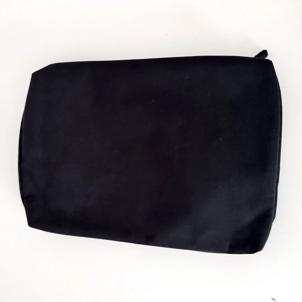 Black Lightweight Expandable Laptop Bag for 15